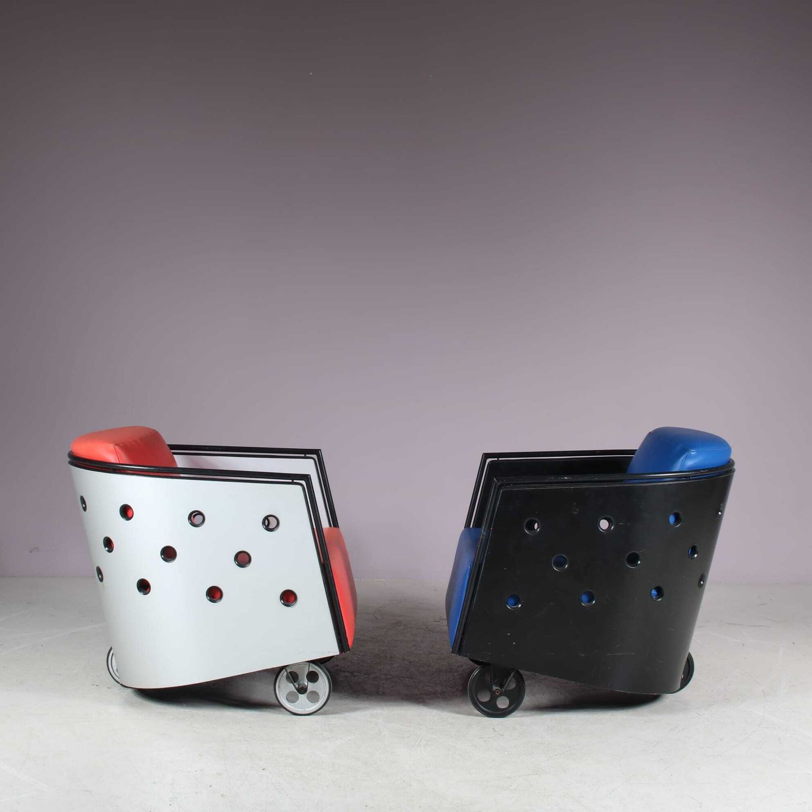 photo furniture Showmodel “Humptydumpty” Lounge Chairs By Pierre Mazairac & Karel Boonzaaijer, Netherlands 1980