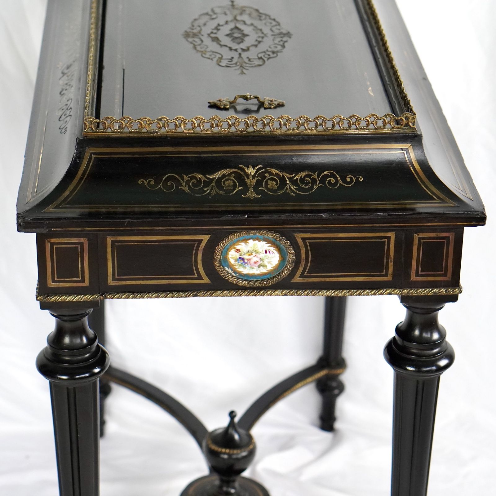 photo for sale 19th Century French Boulle Ebonised Jardinière