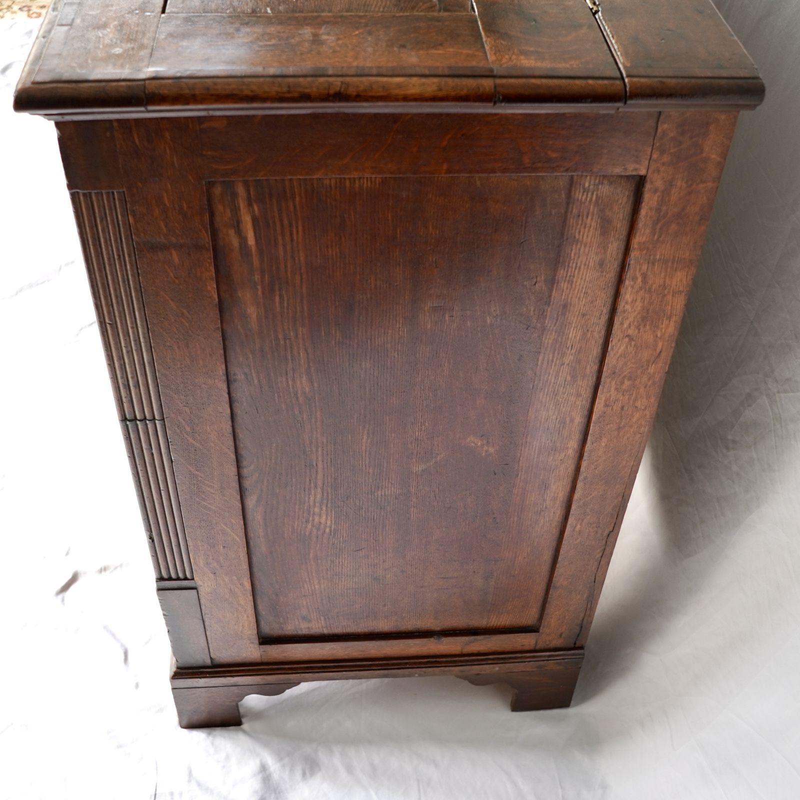 Georgian Oak Lancashire/ Mule Chest photo 995.0