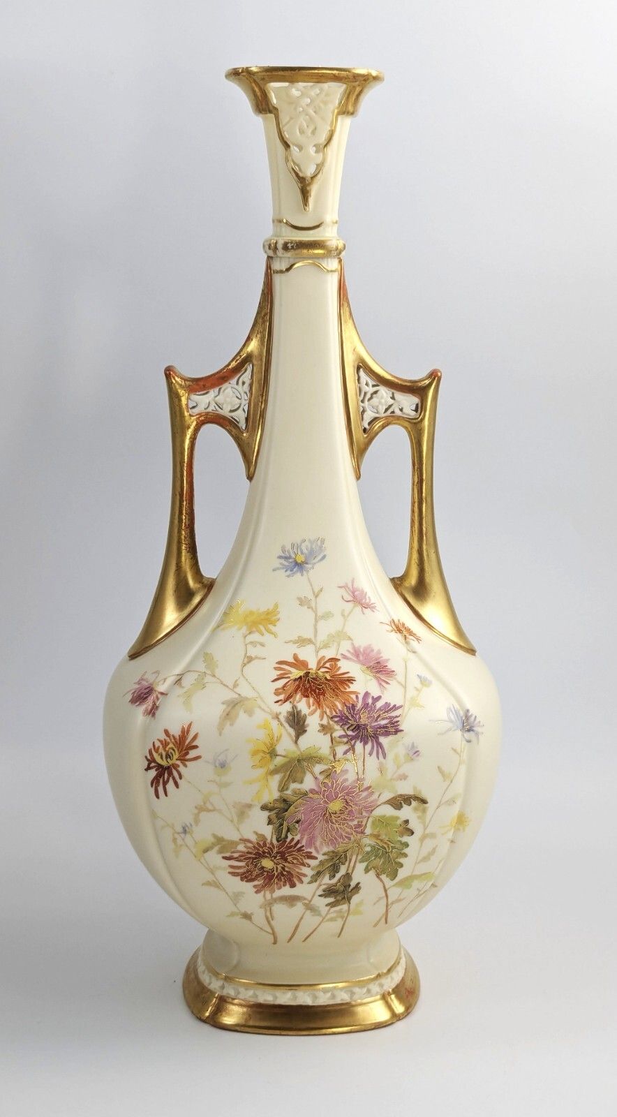 Royal Worcester Porcelain Vase, Hand Painted Chrysanthemums & Gilt Handles, 1890 photo 2500.0