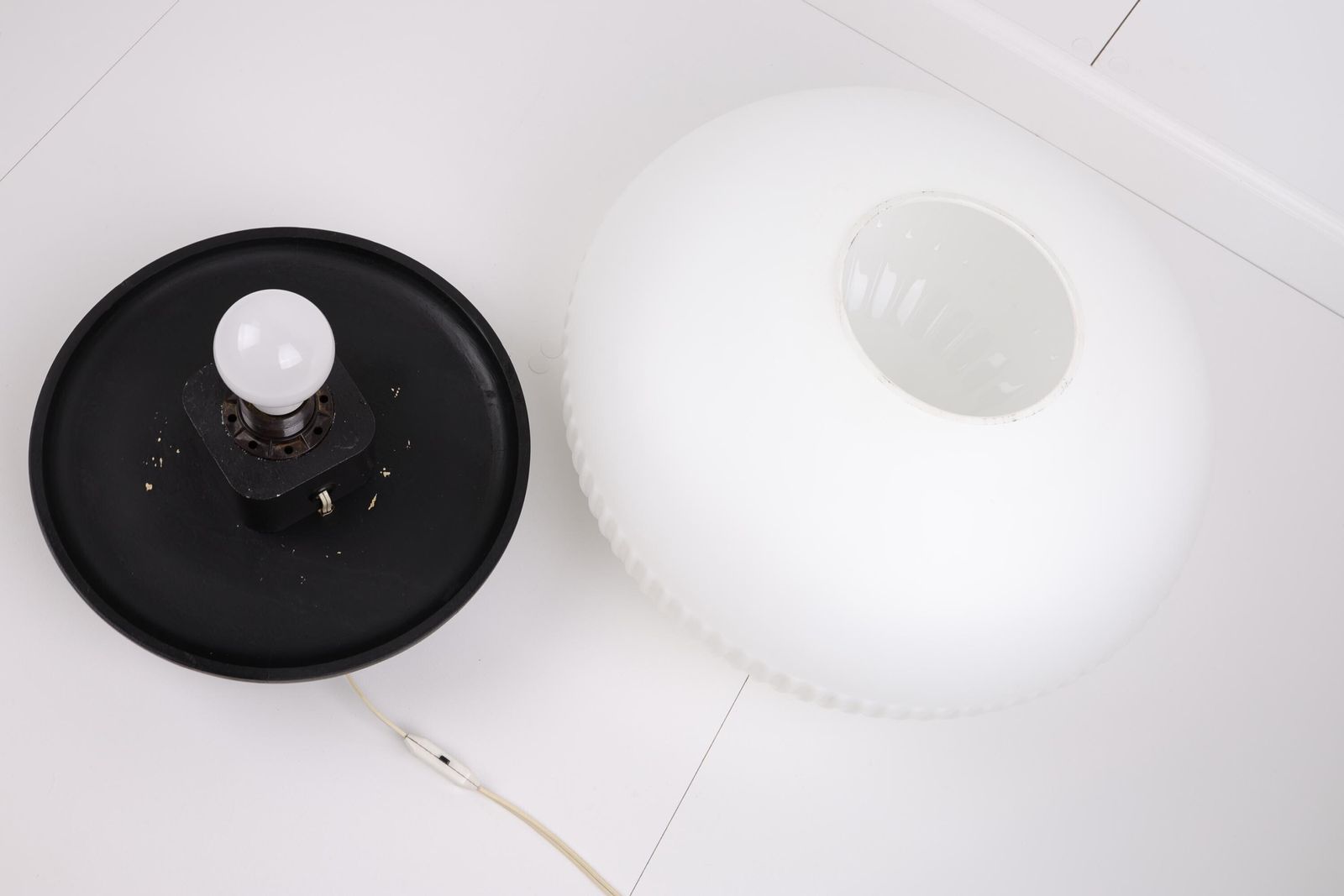 Vintage Mid Century Modern Mushroom Table Lamp | Opal Glass Globe Lamp | 1970s Home Decor | Unique Nightstand Lamp | Art Deco Accent Light photo vintage