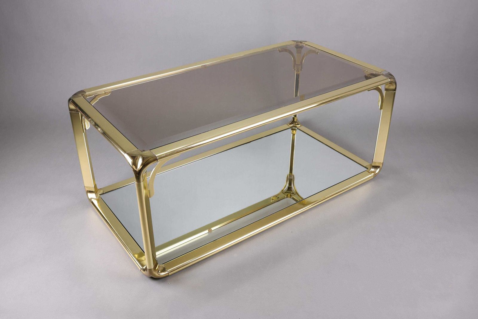 Salontafel Met Rookglas Uit De Jaren 1970 | Hollywood Regency Stijl | Gouden Accenten | Mid Century Modern