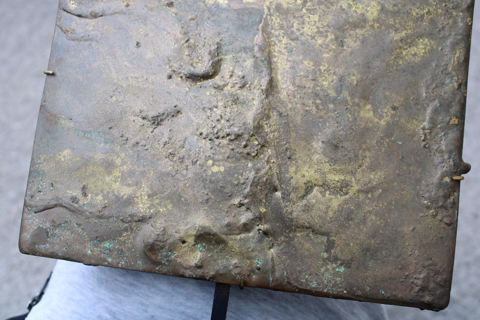 Harry Bertoria 1960 Square Sculpture In Gilded Bronze And Black Base photo 2591.0