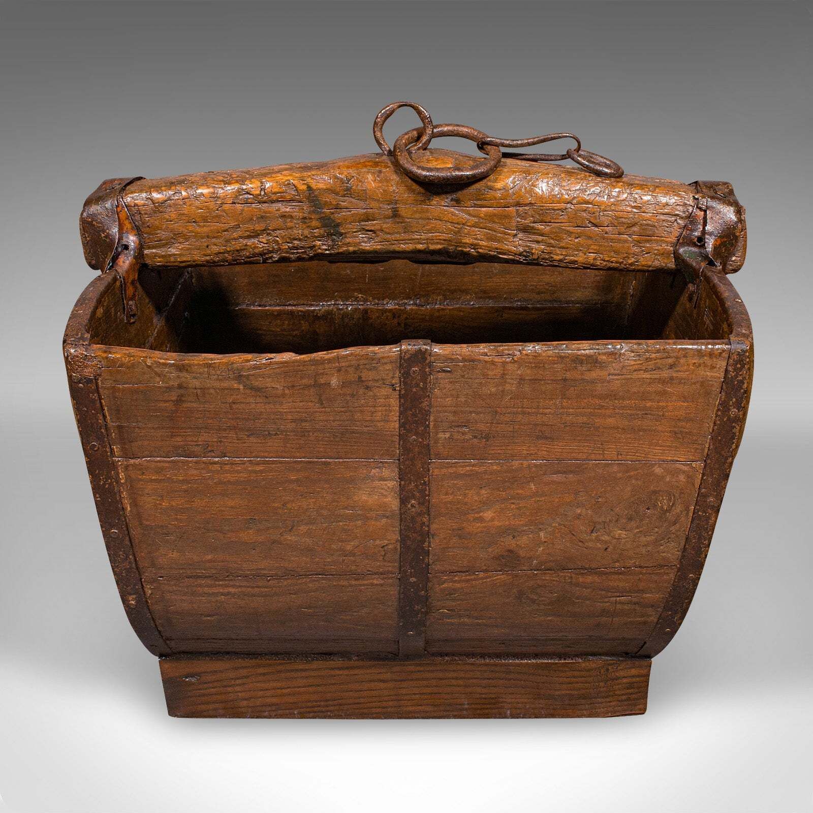 Antique Country Garden Well Bucket, English, Planter, Fireside Store, Georgian photo furniture
