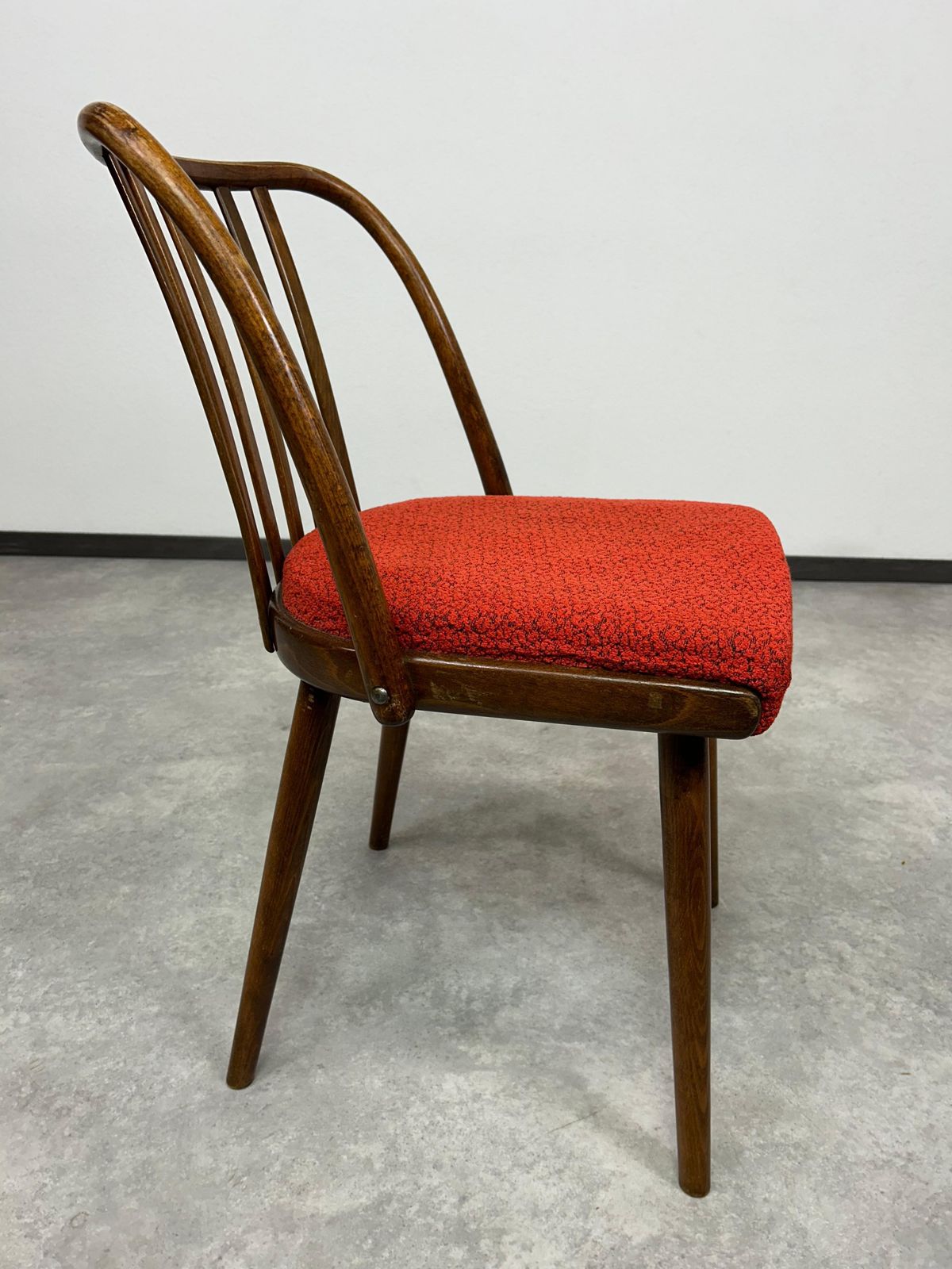 Set Of 4 Dining Room Chairs By Antonín šuman For Ton photo vinterior