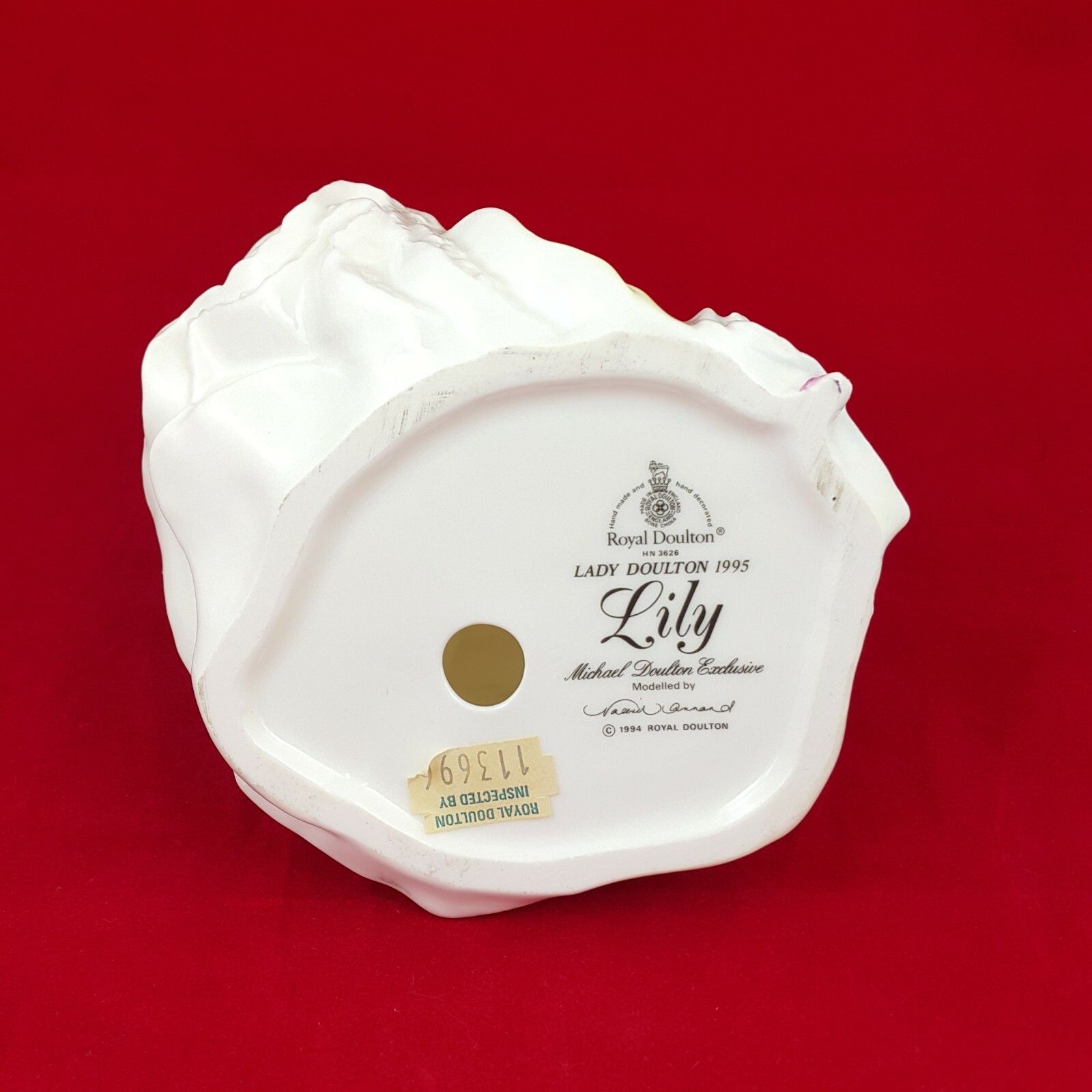 Hn3626 Lily Royal Doulton Figurine  Rd 5589 photo for sale
