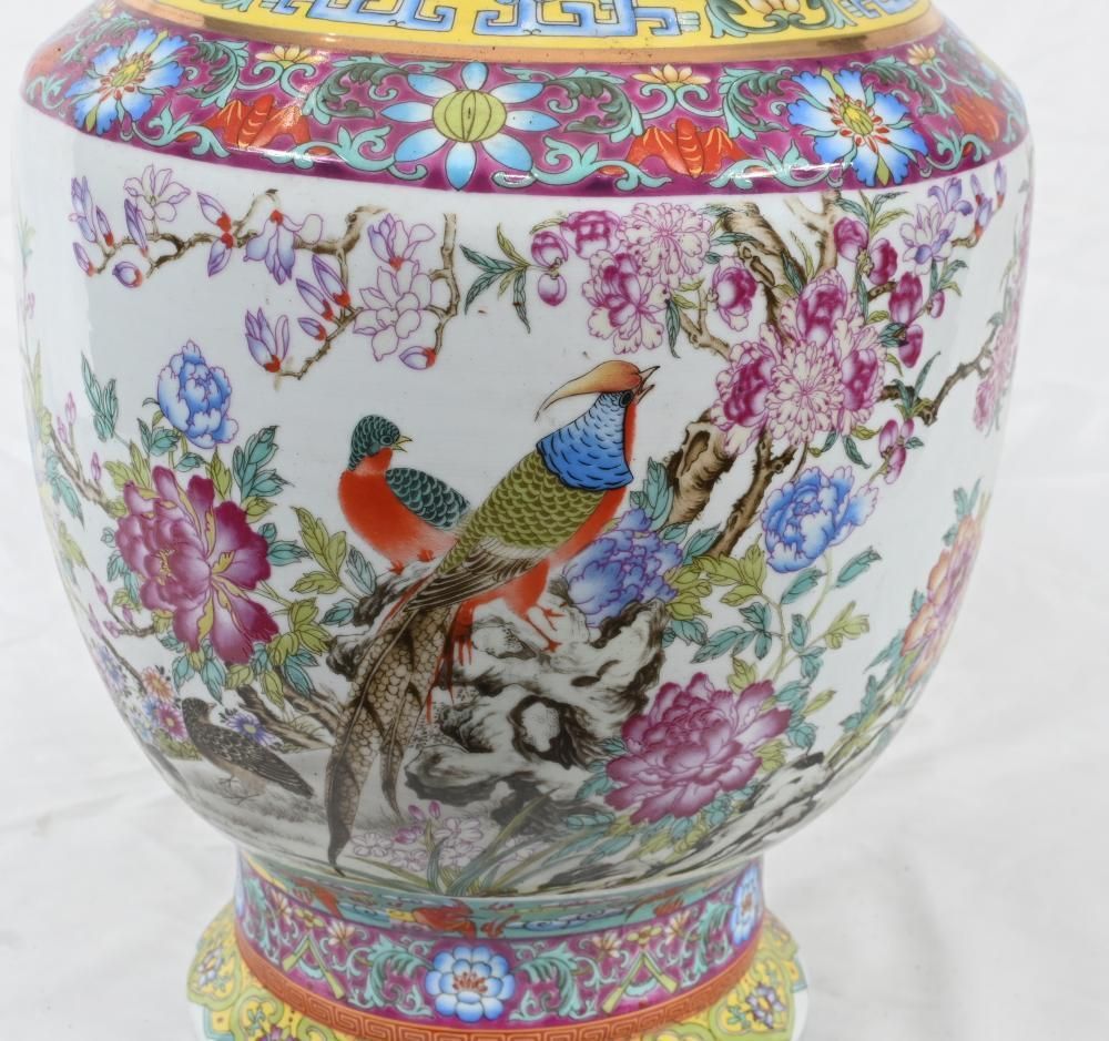 Single Chinese Famille Rose Vase Porcelain Urn Floral photo Home Decor