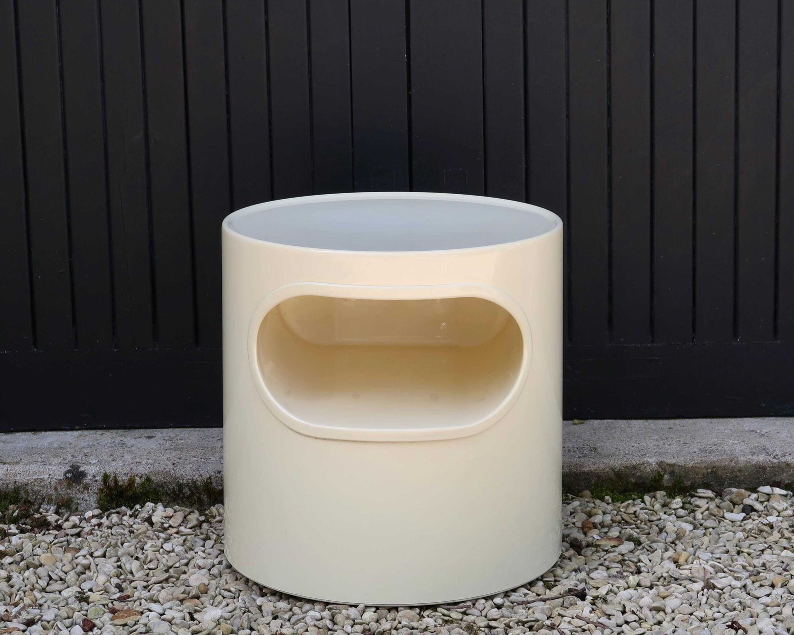 Plastic Giano Giano Vano End Table De Emma Gismondi Schweinberger, Artemide, 1960s / Made In Italy, Pop, Space Age