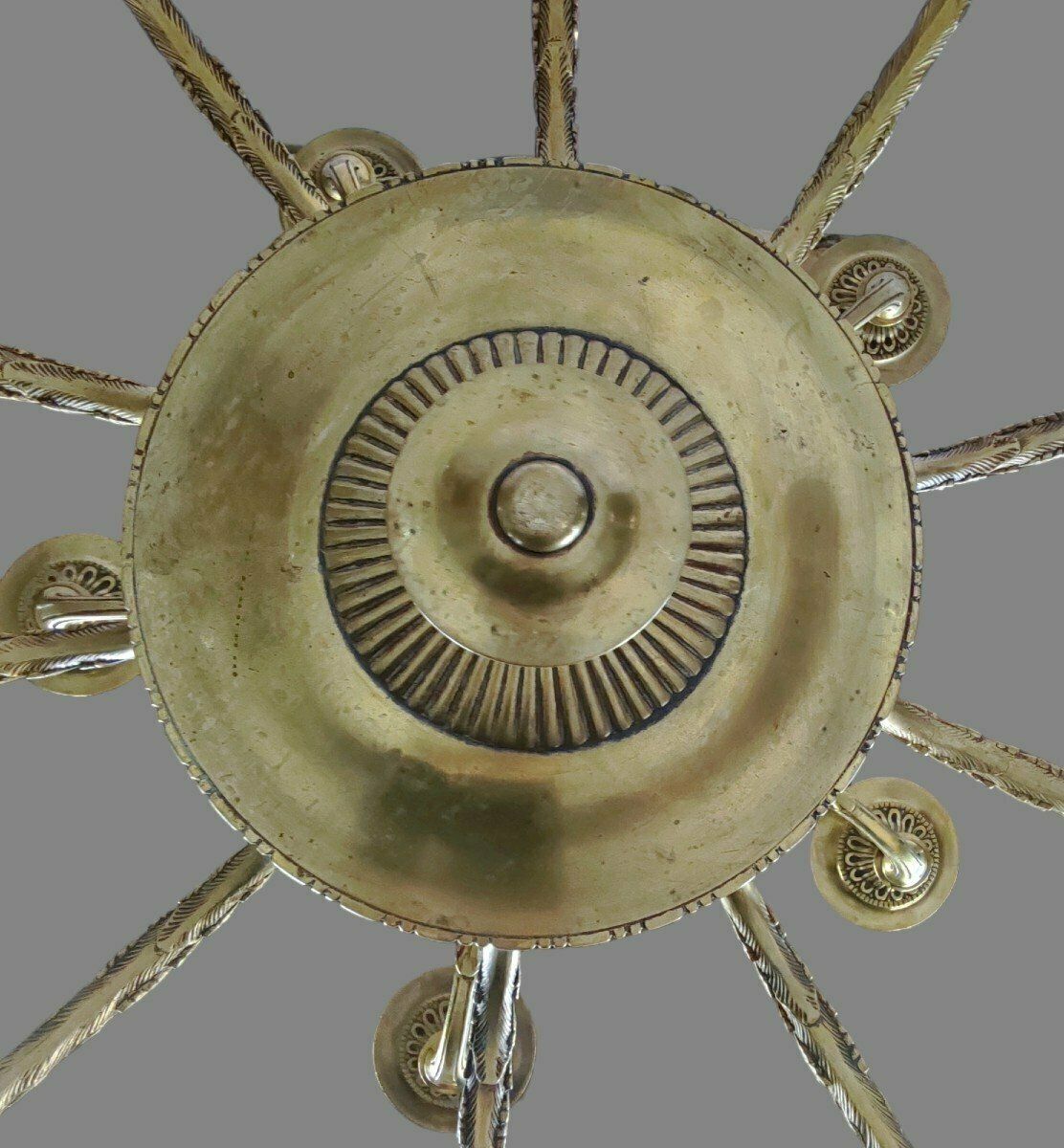 Lustre en bronze de style Louis XVI, milieu du XXe siècle photo buy