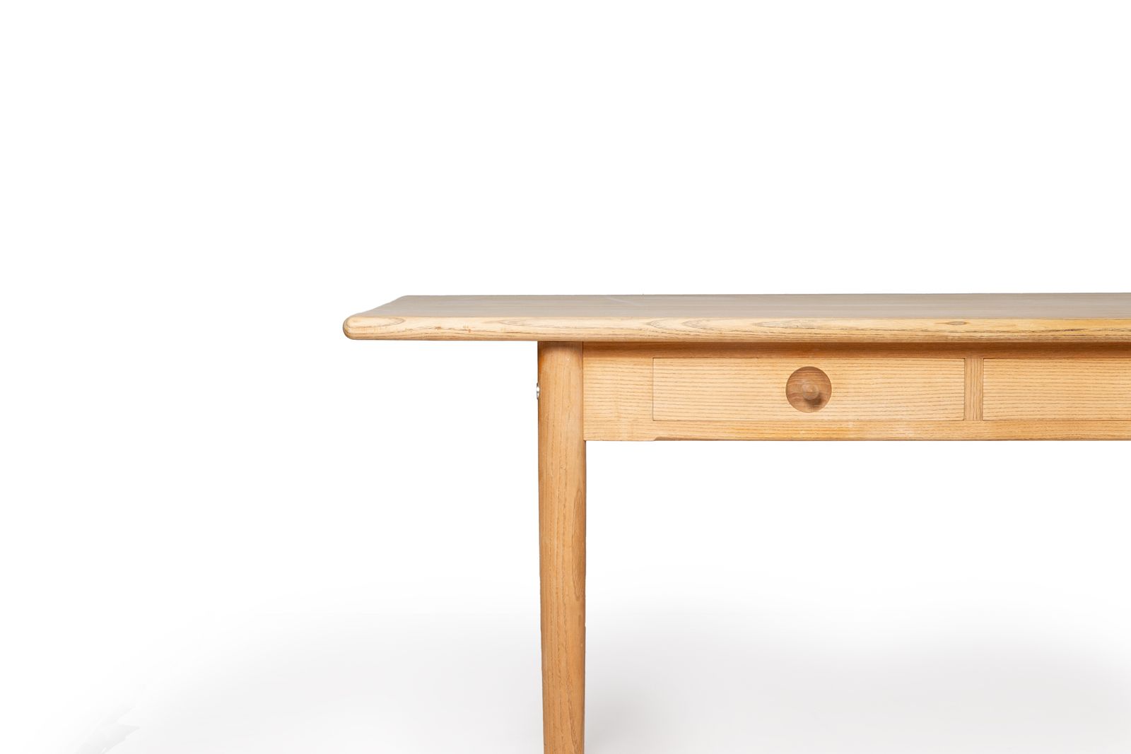 Hans Wegner Desk photo vinterior