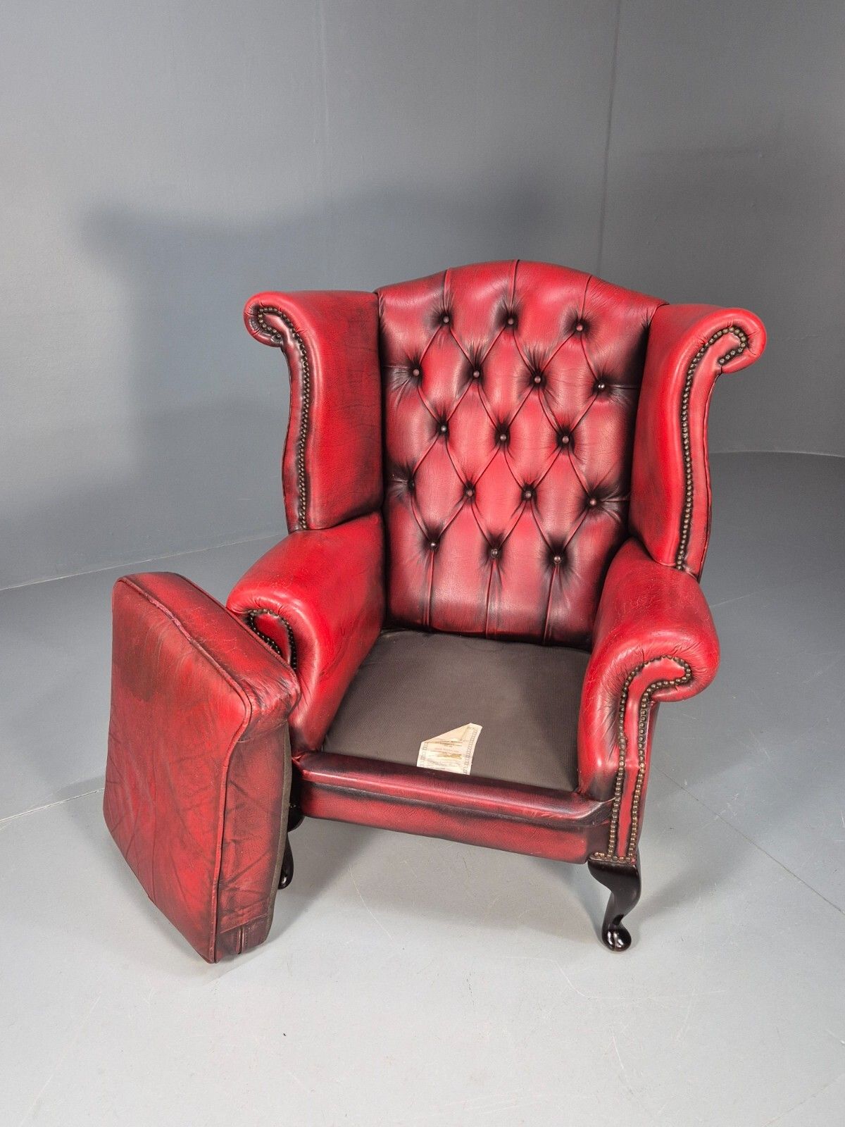 Furniture Vintage Queen Anne Red Leather Wing Back Winchester Brand 1990s  Eb9219 Vlea photo