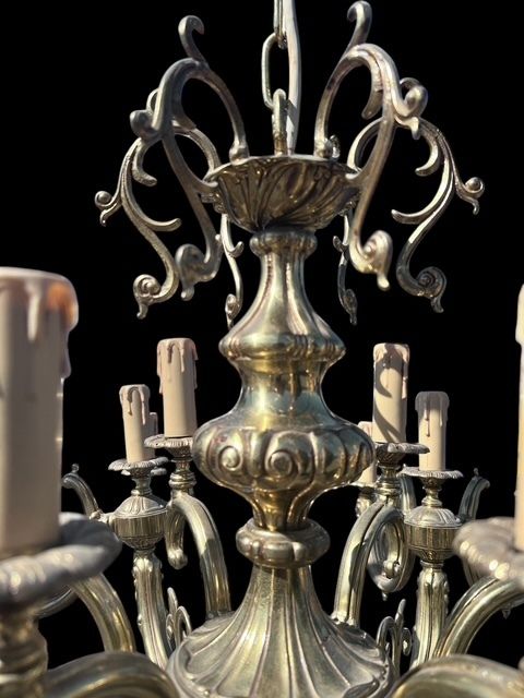 Large French 24 Light Heavy Good Quality Antique Brass Chandelier photo vinterior