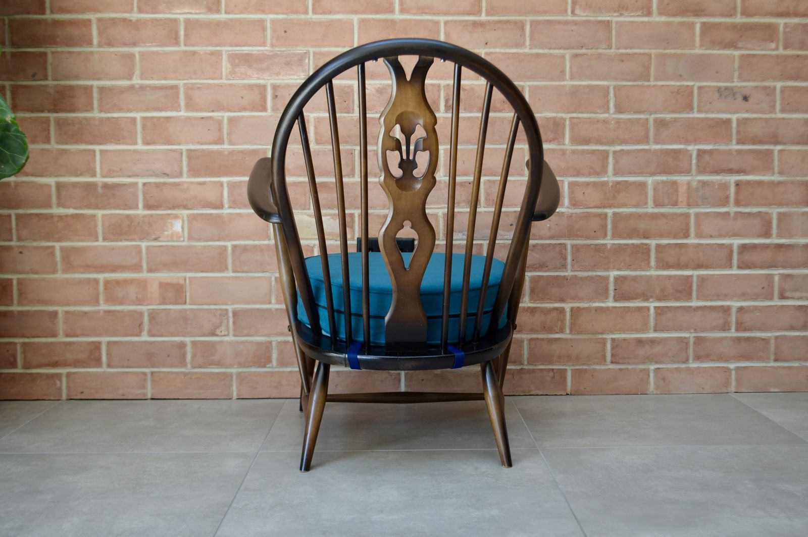 photo furniture Ercol Fleur De Lys Tub Armchair With Teal Velvet Fabric