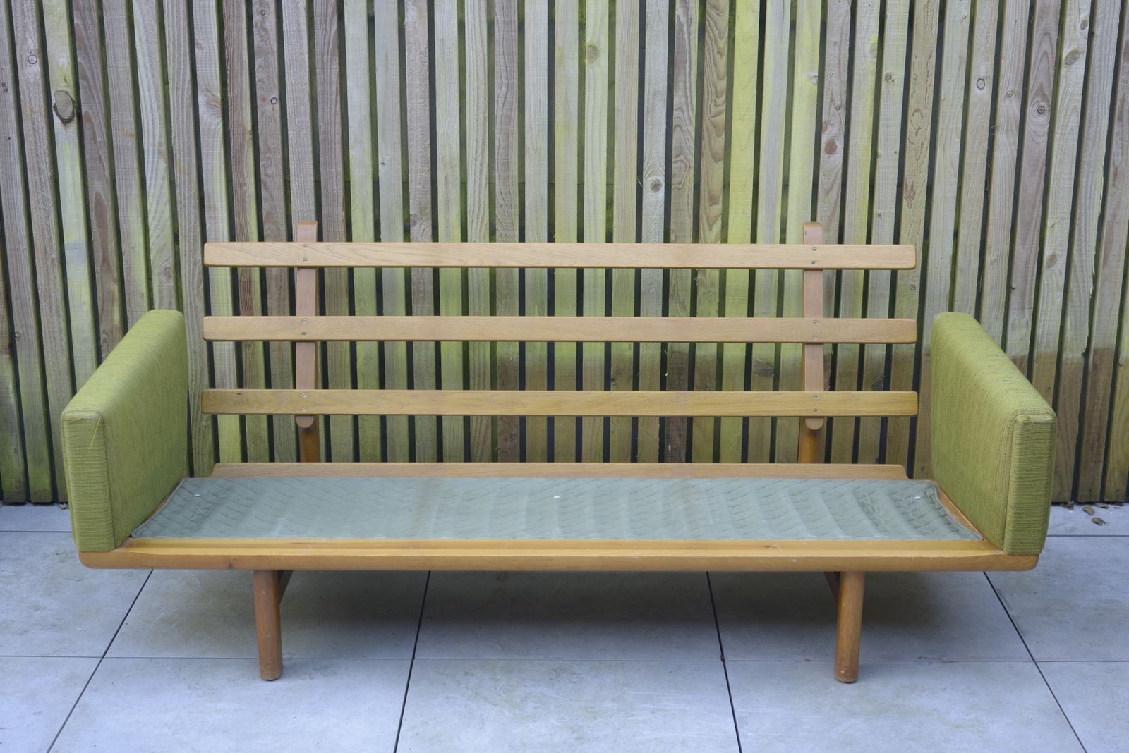 Hans Wegner, Ge236 Getama Sofa. In Oak And Green Wool Upholstery. Danish, 1950s. photo for sale