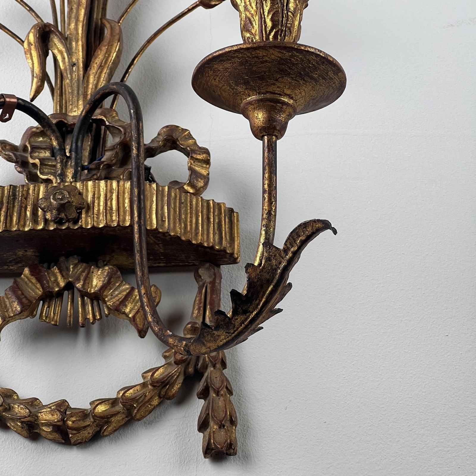 A Pair Of Early C20th Italian Giltwood & Toleware Wall Sconces photo vintage