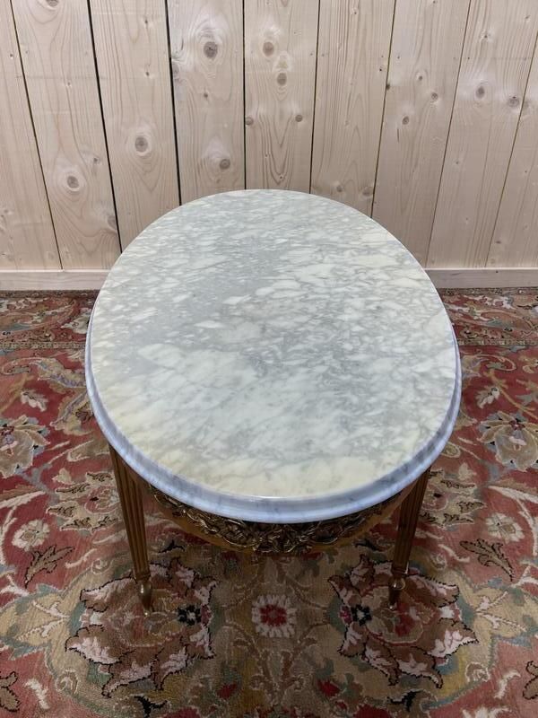 Table Basse Ovale De Style Louis Xvien Laiton Et Marbre photo for sale