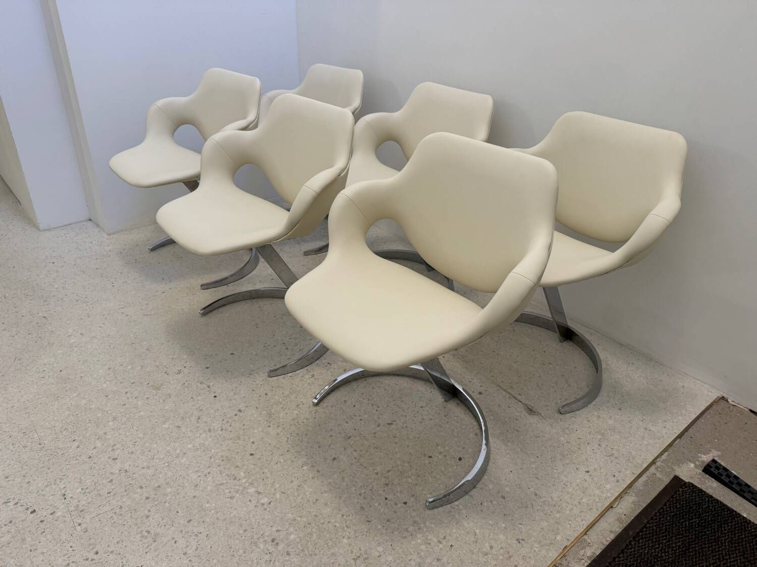 Table And Chairs Set Boris Tabacoff photo vinterior