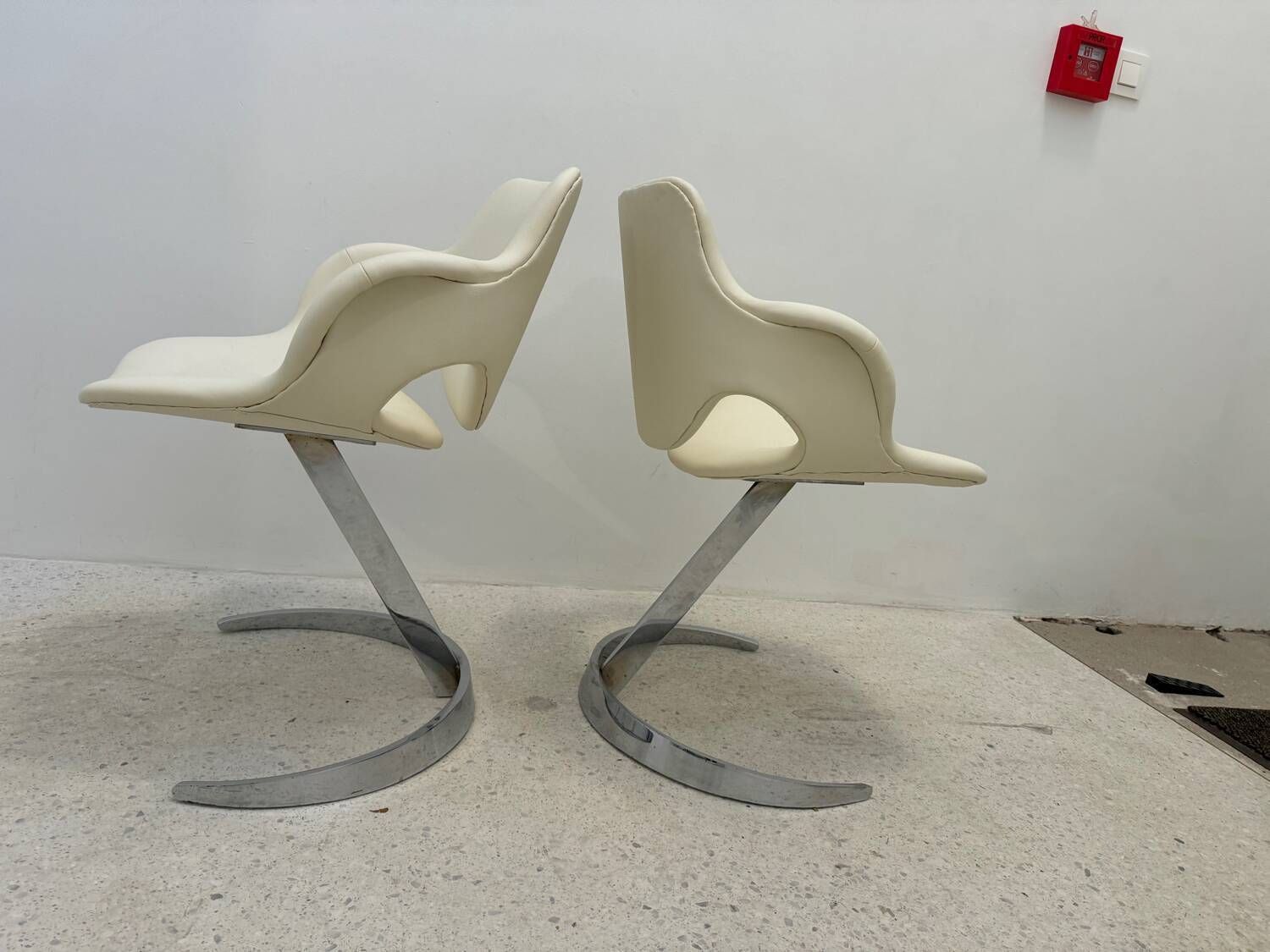 photo buy Table And Chairs Set Boris Tabacoff