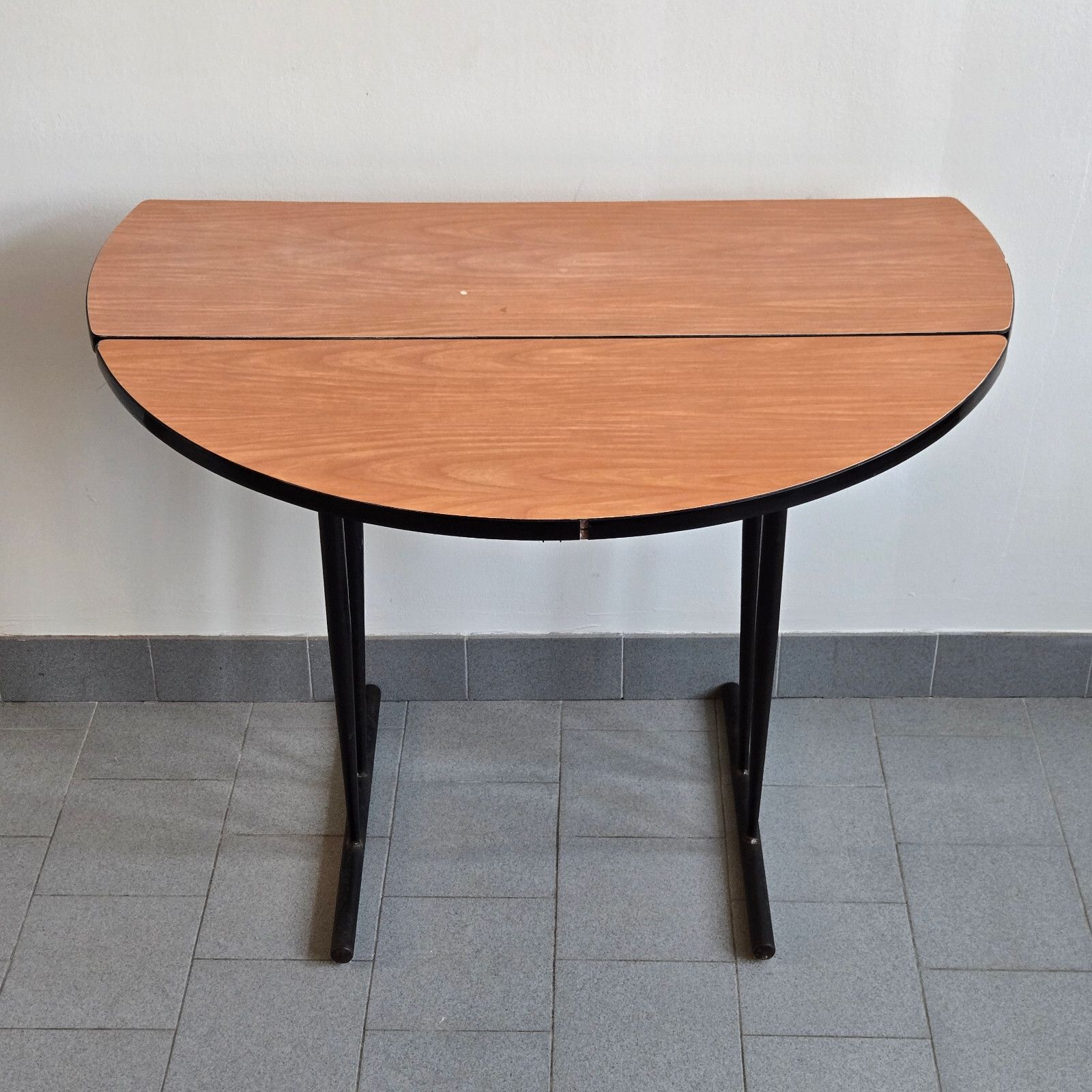 Vintage 1950s Formica 50s Retro Zazou Extendable Folding Round Dining Table photo furniture