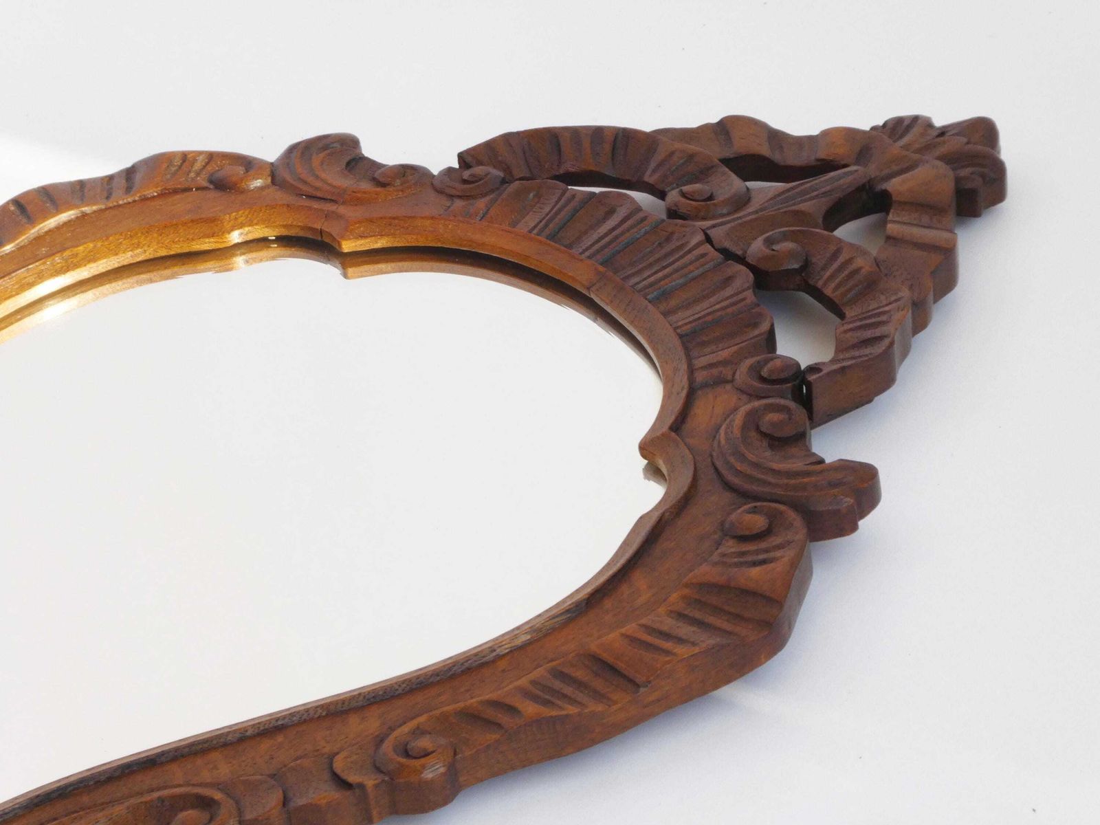 Antique Baroque Wooden Mirror, Wooden Scalloped Beveled Wall Mirror With Floral Carving, Farmhouse Wall Decor photo vintage