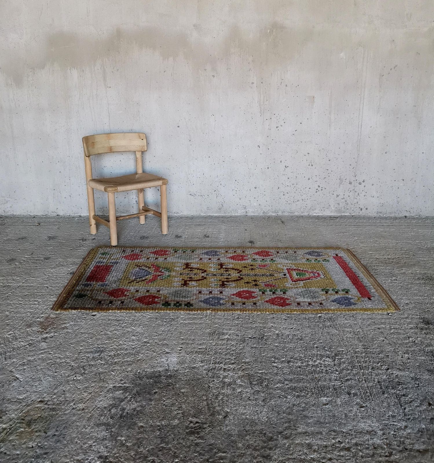 Swedish 1920s Rya Wool Rug, Flower Motif. Pure Wool, Rare Mint Condition. photo for sale