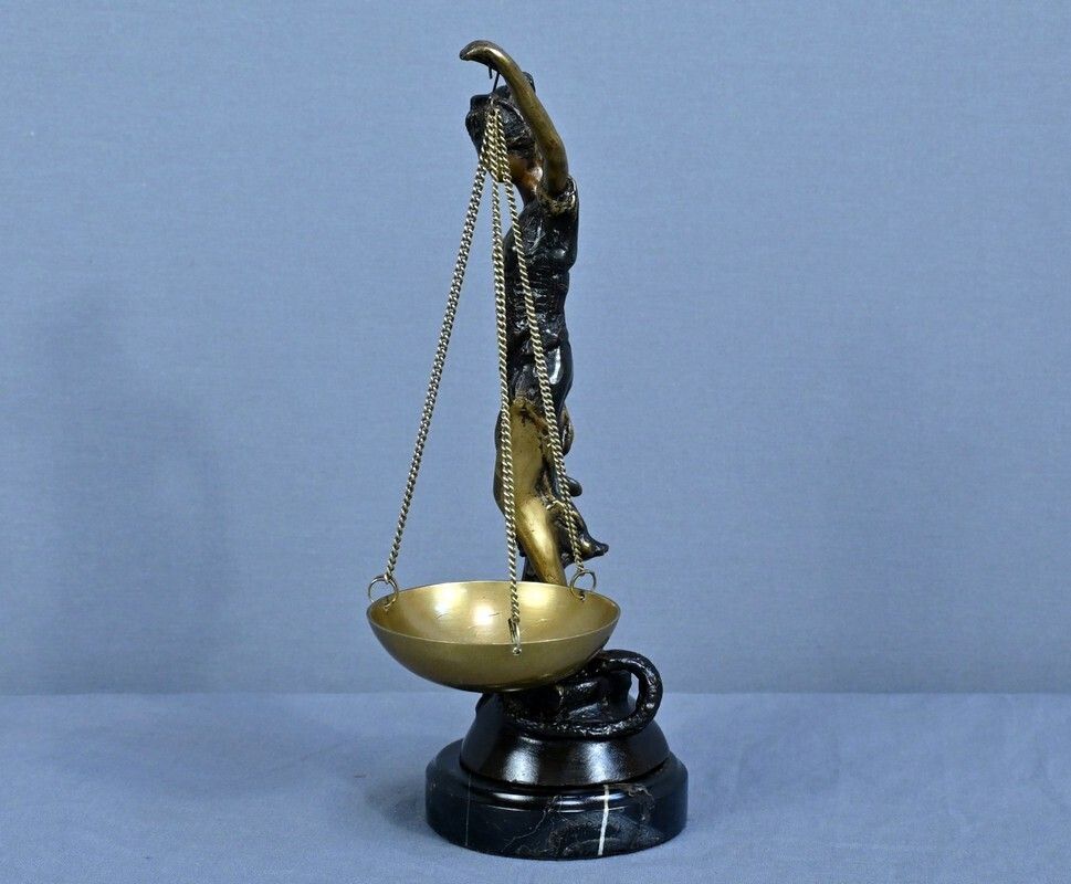 photo vintage Bronze Allegory Of Justice, After C.Franchomme – Early 20th Century