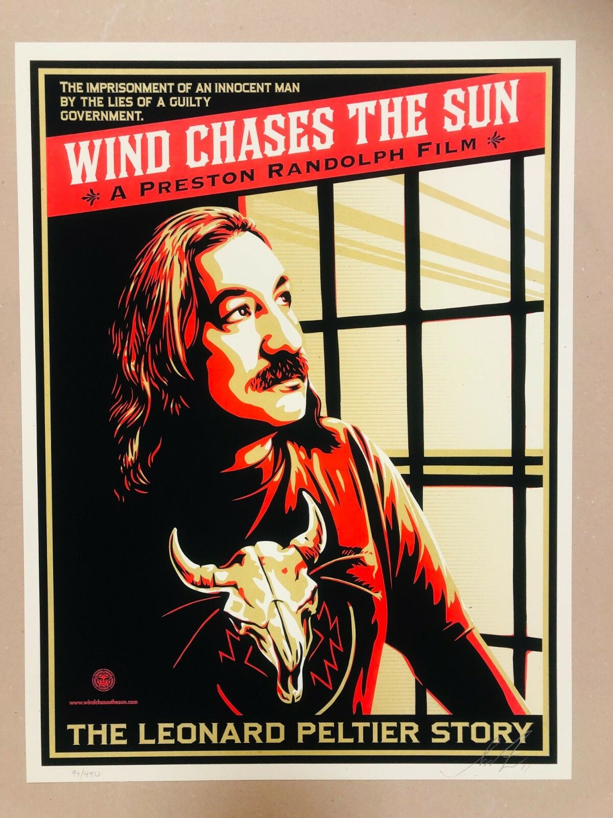 Shepard Fairey, 2014 Wind Chases The Sun Original Silkscreen Cm 61.3 X 46 photo furniture