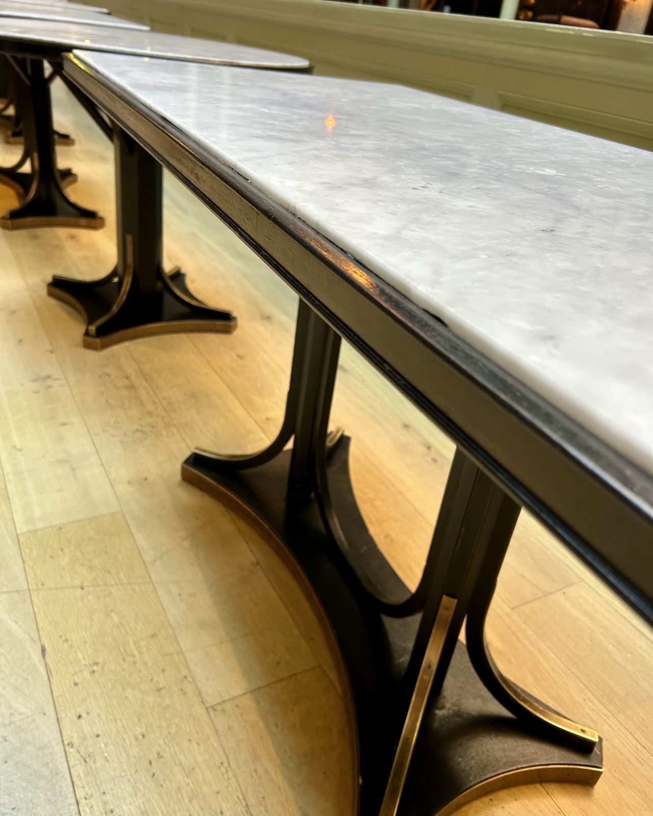 480.0 Marble & Black Wood Dining Tables – Bespoke From A High End London Hotel – Cafe/Restaurant/Bar/Home/Furniture photo