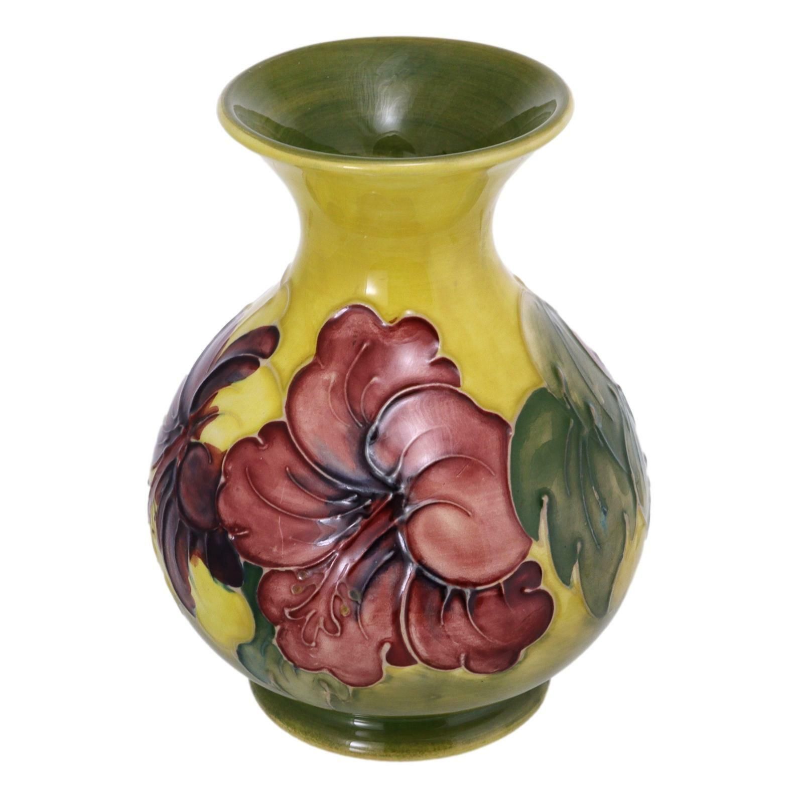 Moorcroft Pottery Hibiscus Vase 5 1/4" (13.25cm) Tall C1953 photo furniture