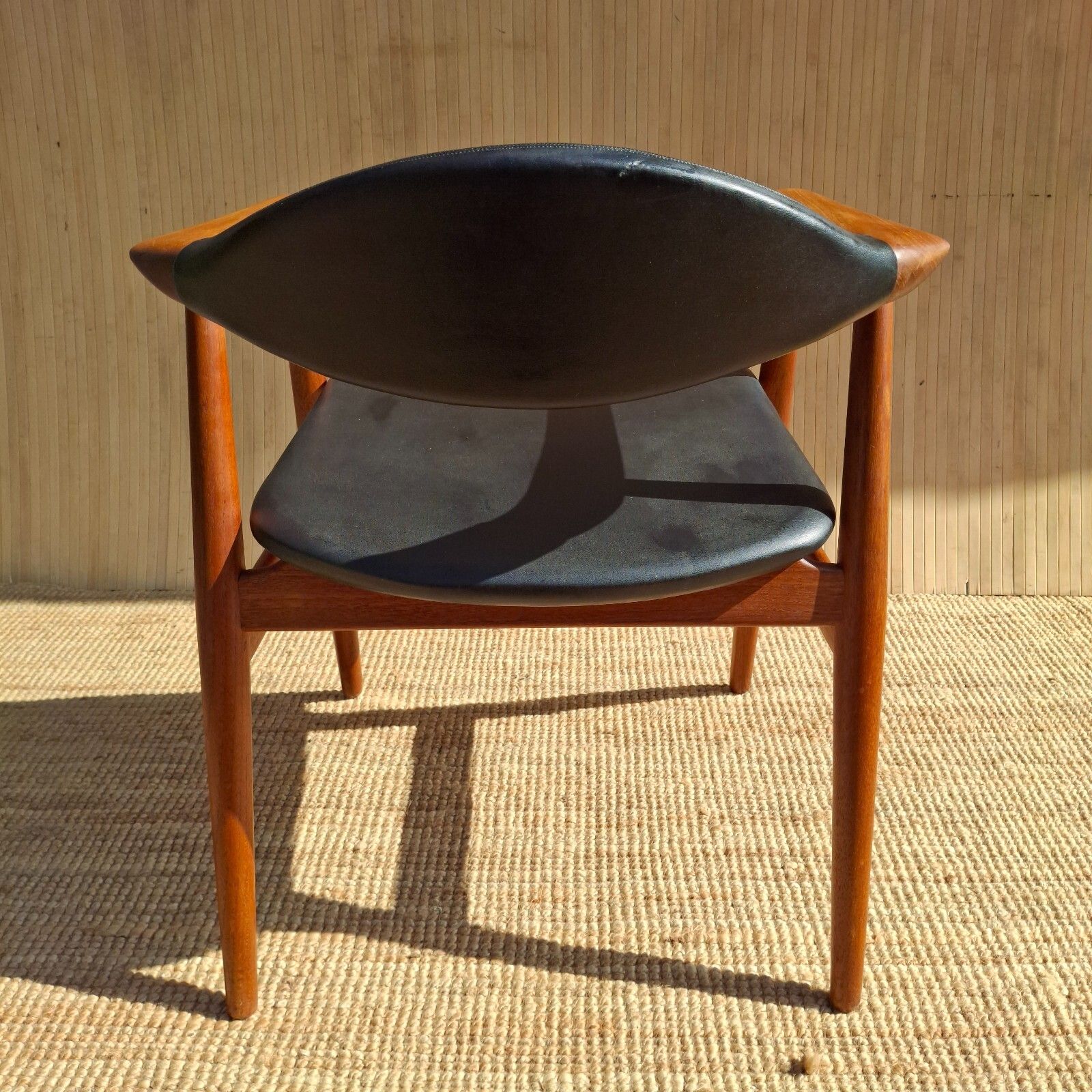 800.0 Fab Mid Century Danish 1960s Erik Kirkegaard For Glostrup Teak Black Armchair photo