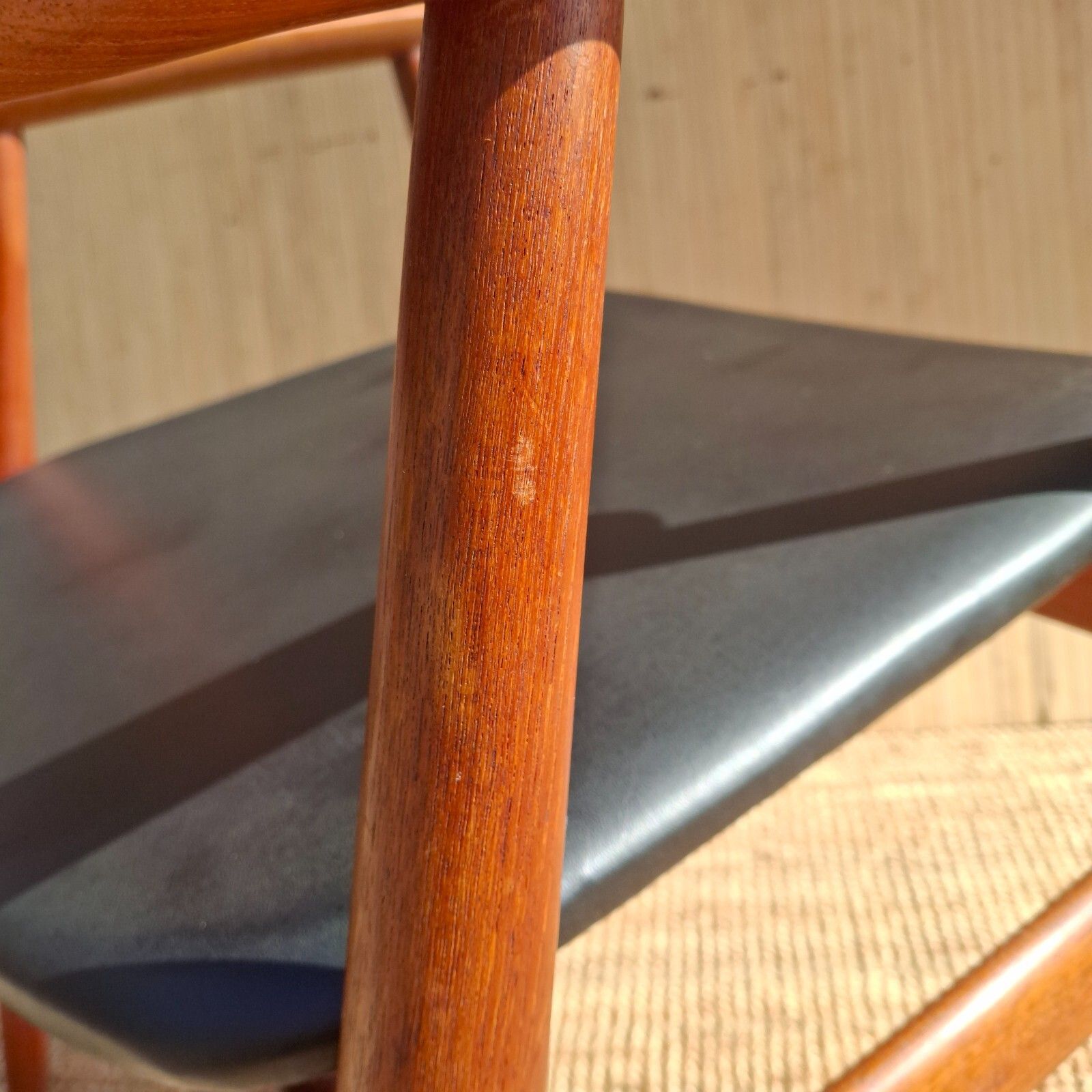 photo vintage Fab Mid Century Danish 1960s Erik Kirkegaard For Glostrup Teak Black Armchair