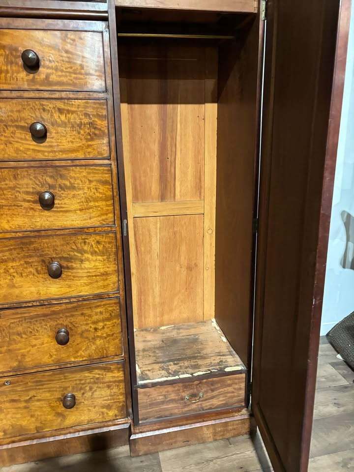 Large Victorian Gentlemans Sentry Compactum Wardrobe photo furniture