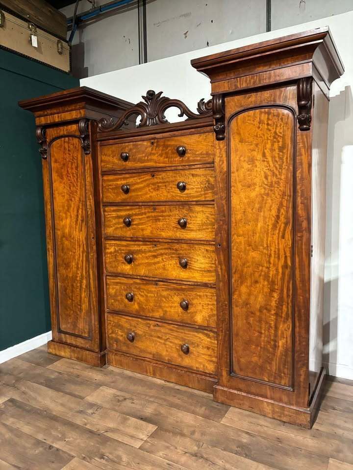 Large Victorian Gentlemans Sentry Compactum Wardrobe photo vintage