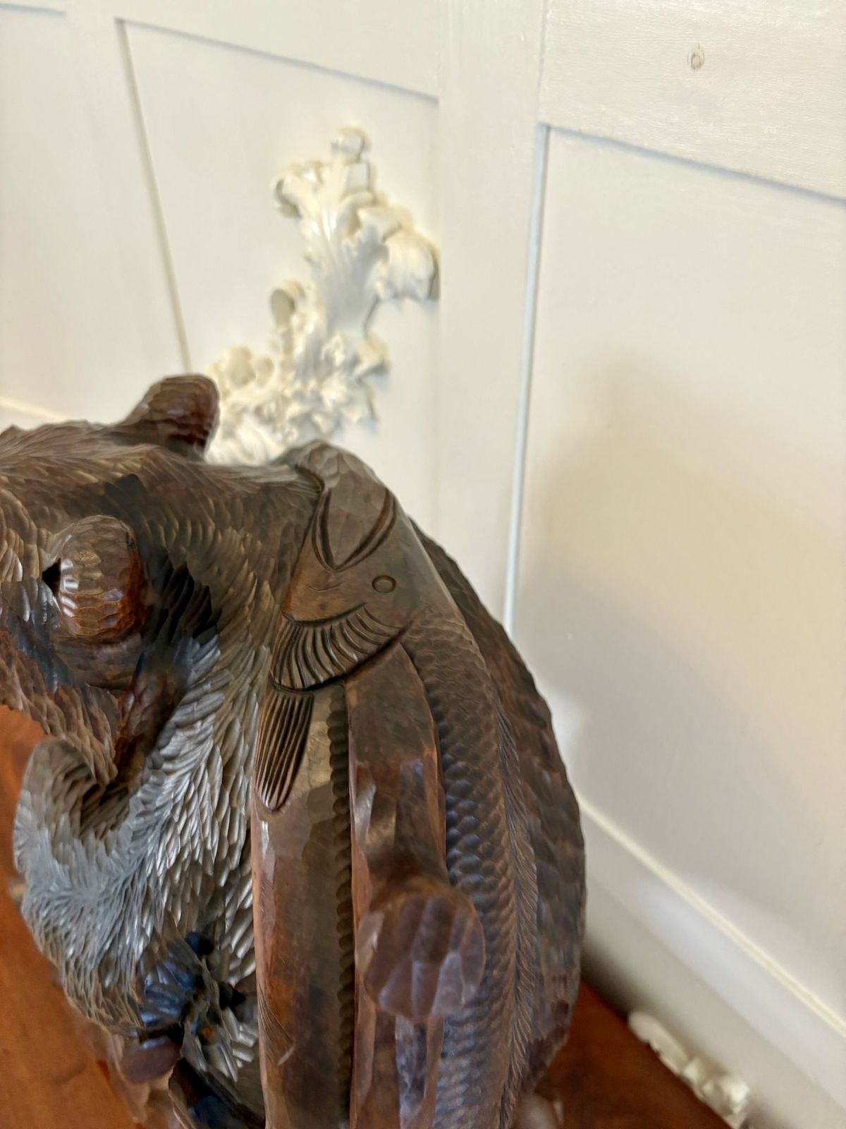 Art Large Antique Quality Carved Linden Wood Japanese Bear Carrying A Fish photo
