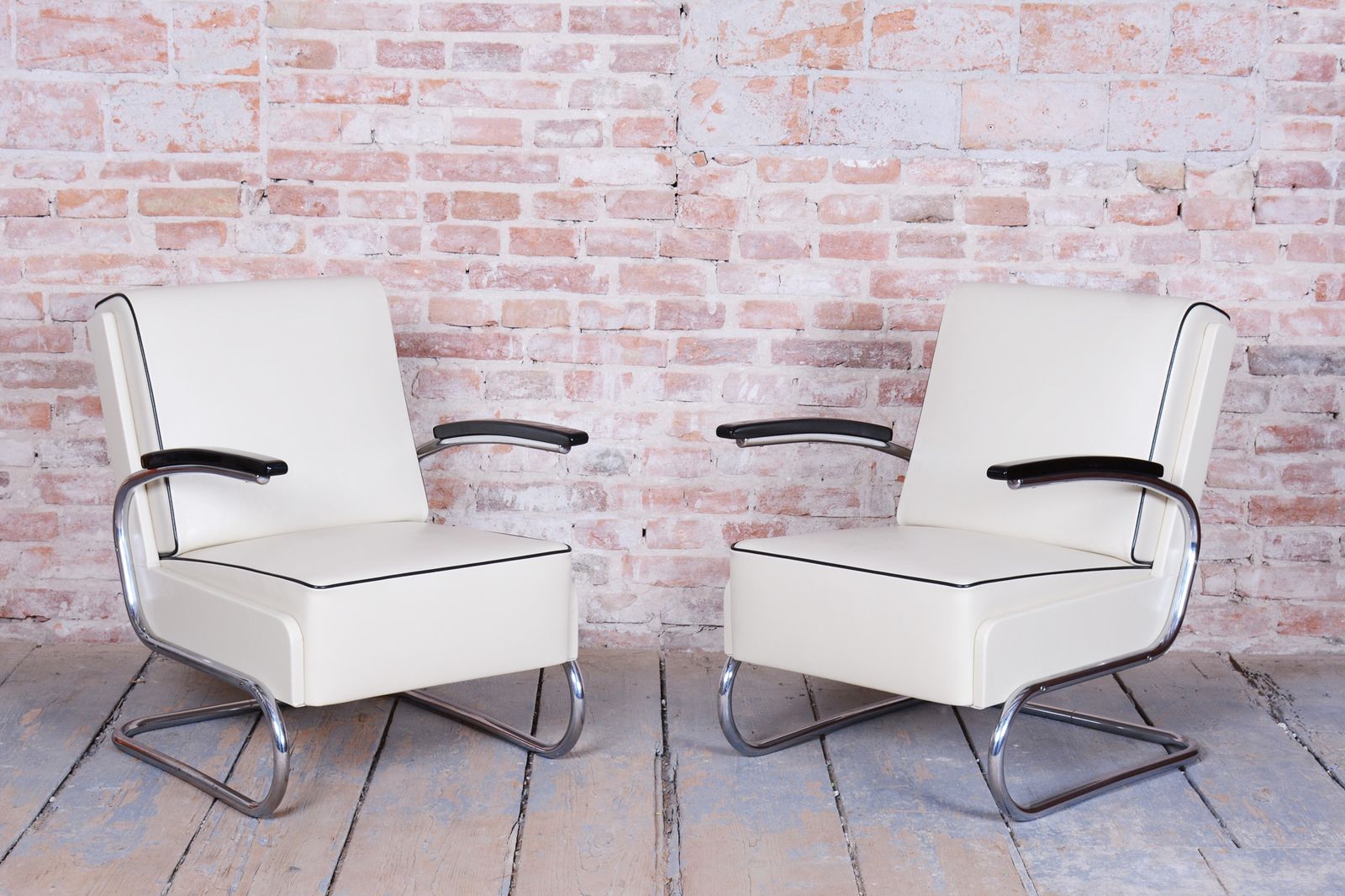 Pair Of Restored Bauhaus Armchairs, By W. Gispen, Mücke Melder, Czech, 1930s photo for sale