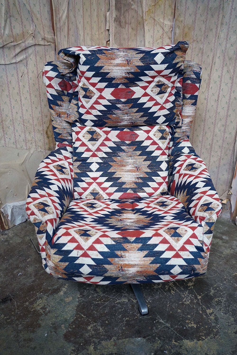 photo vinterior A Late 20thc Maimana Kilim Upholstered Swivel Lounge Armchair C.1980