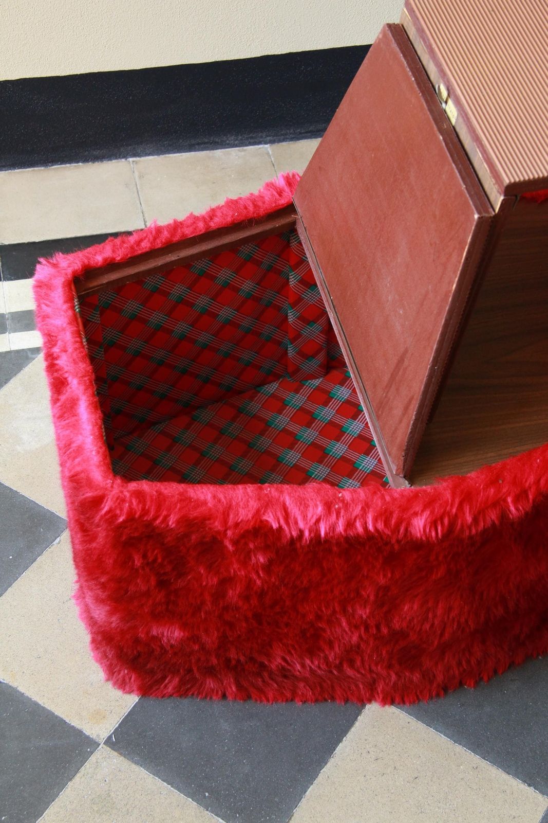photo furniture Maciste, Vintage Furry Pouf / Stool / Stepladder /Organiser, Italy, 1970s