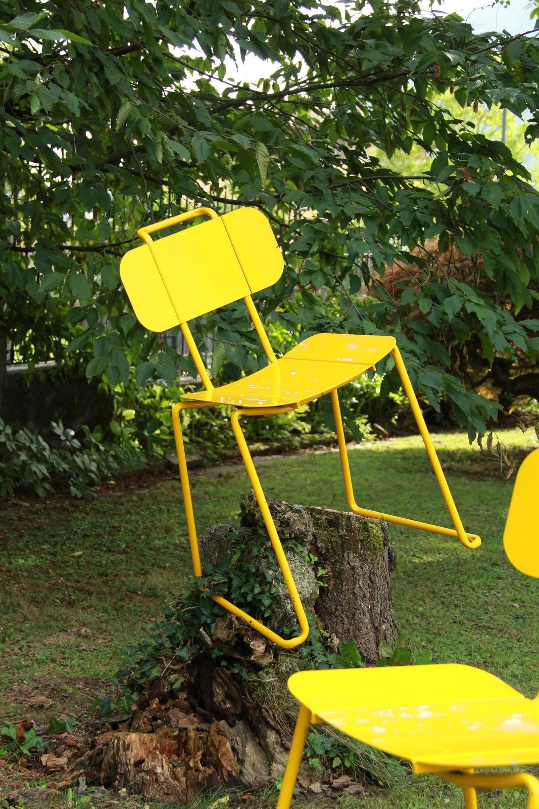Gialla, Vintage Yellow Metal Chair, Italy, 1980s photo vintage