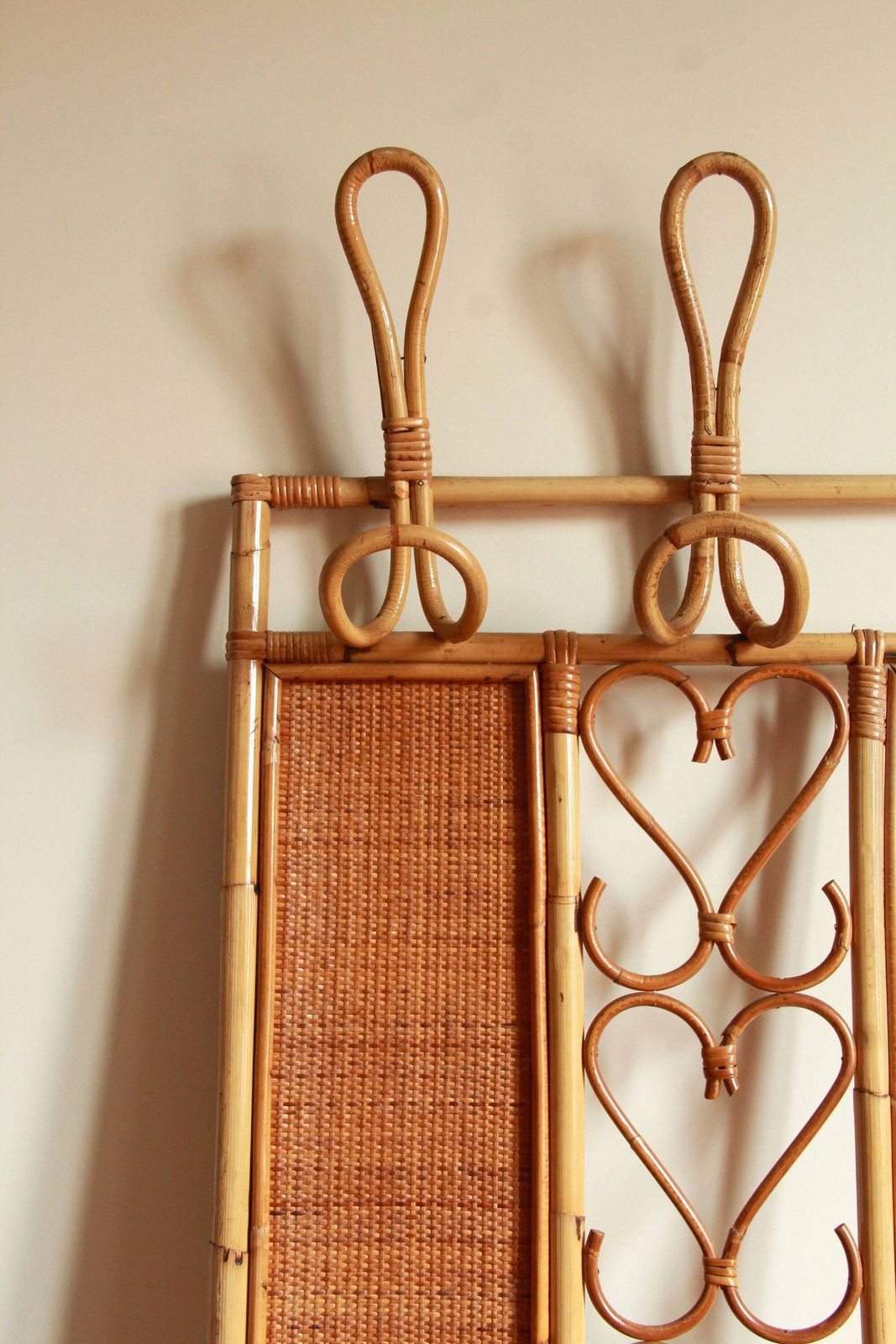 Gianni, Mid Century Entryway Wall Coat Rack, Italy, 1960s photo vinterior