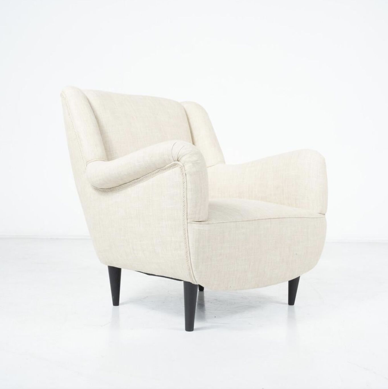 photo furniture Pair Of Mid Century Italian Armchairs, Italy, 1960s – New Upholstery