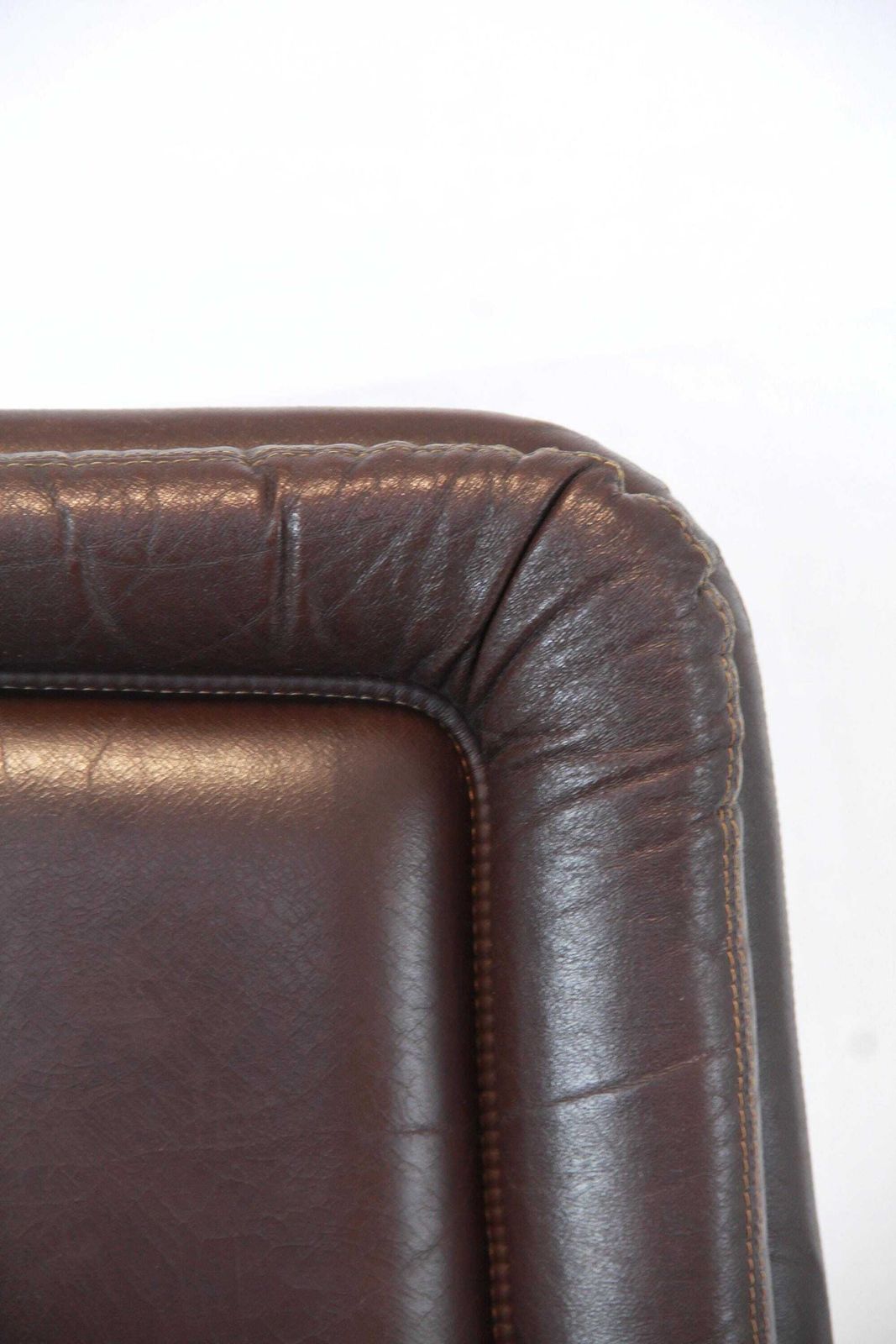 Arturo E Lino, Vintage Space Age Leather And Chrome Chairs, Set Of 2, Italy, 1970s photo vintage