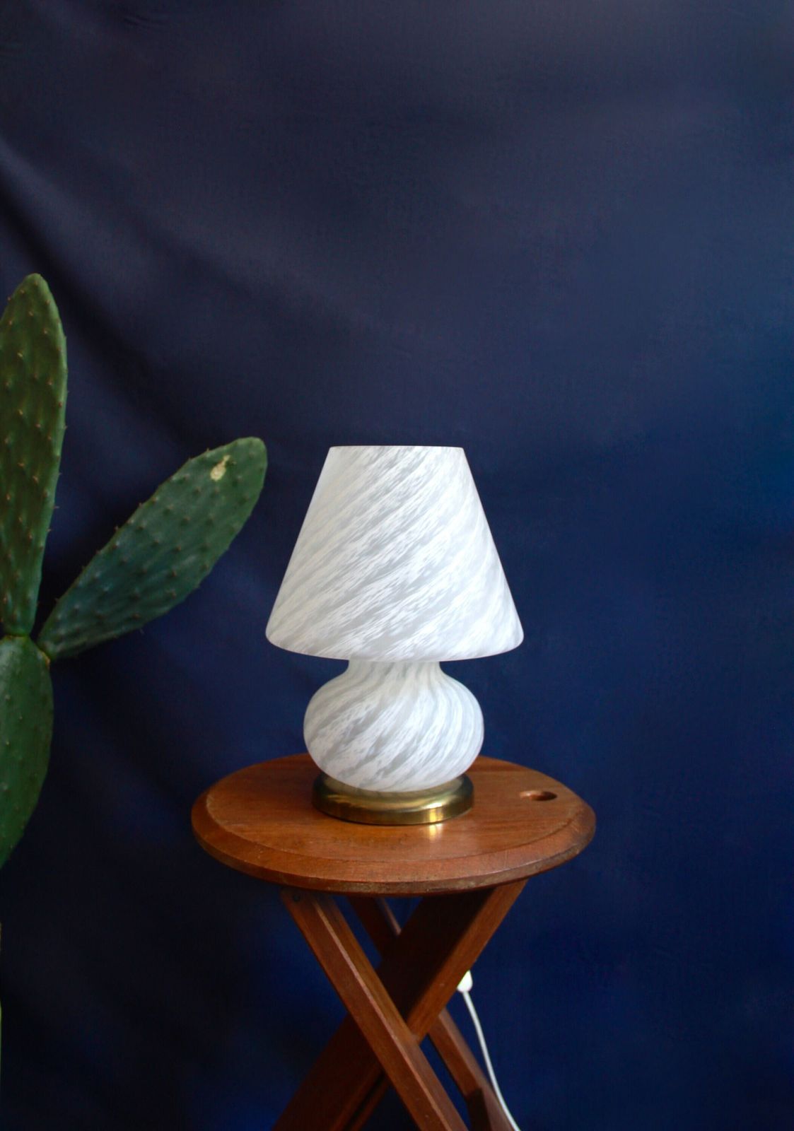 Bianca, Vintage Swirl Murano Mushroom Lamp By Murano Vetri, Italy, 1970s