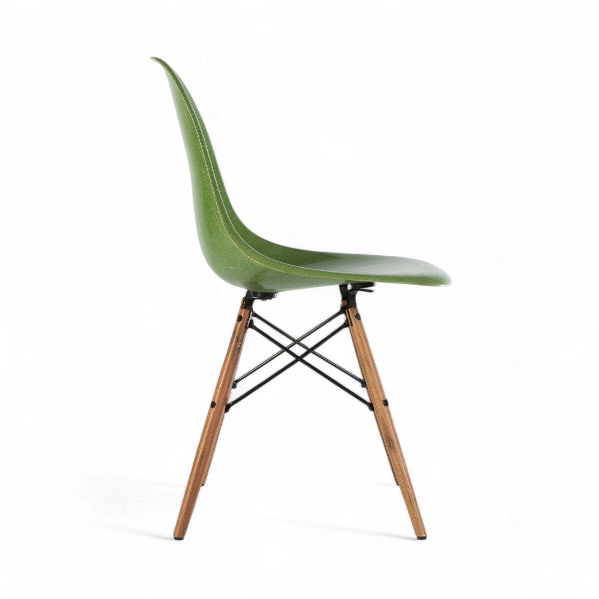 Lime Green Herman Miller Original Vintage Eames Dsw Side Shell Chair photo for sale