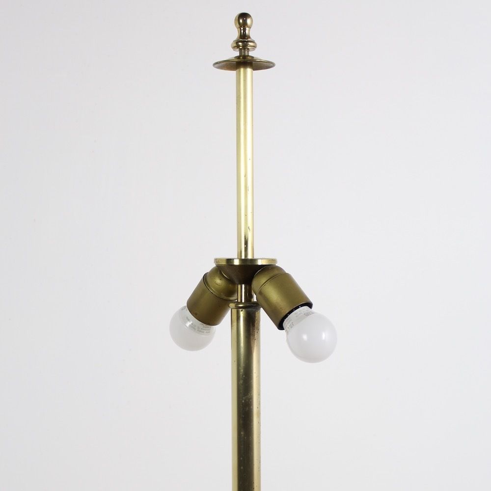 photo furniture 1950’s Wood And Brass Floor Lamp