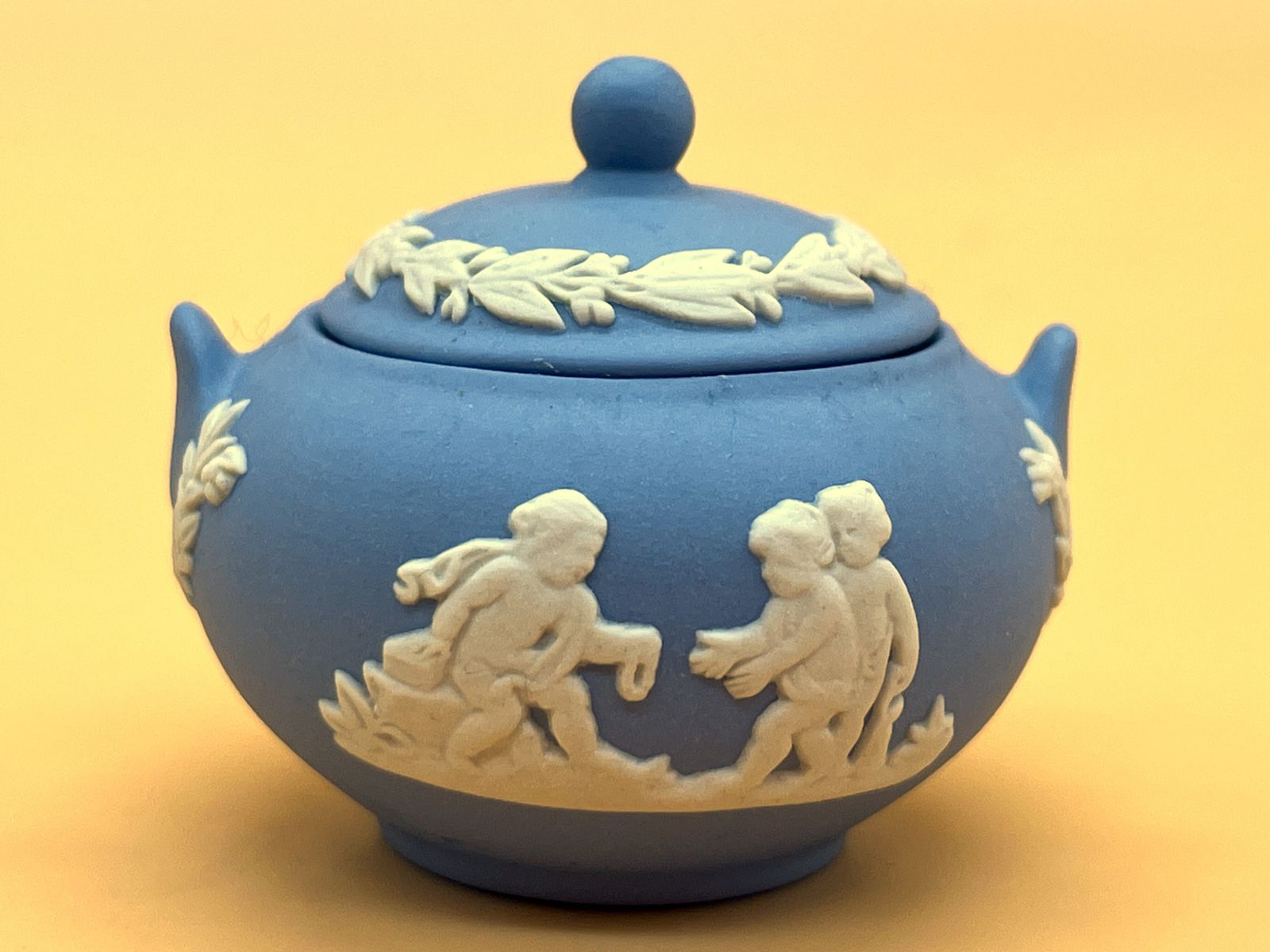 Wedgwood Pottery Blue Jasperware Miniature 3 Piece Cabinet Display Tea Set.  Teapot, Creamer & Sugar. photo 99.0