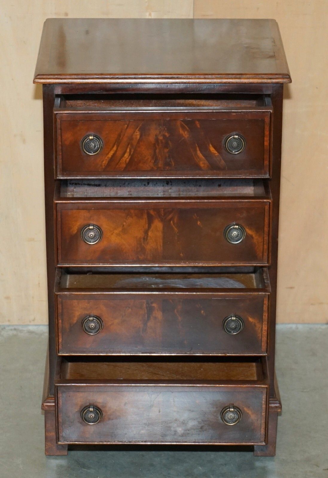 2350.0 Pair Of Restored French Polished Flamed Mahogany Side Table Chest Of Drawers photo