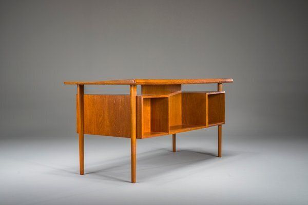 photo vintage Danish Teak Desk By Peter Lovig Nielsen For Hedensted Mobelfabrik, 1974