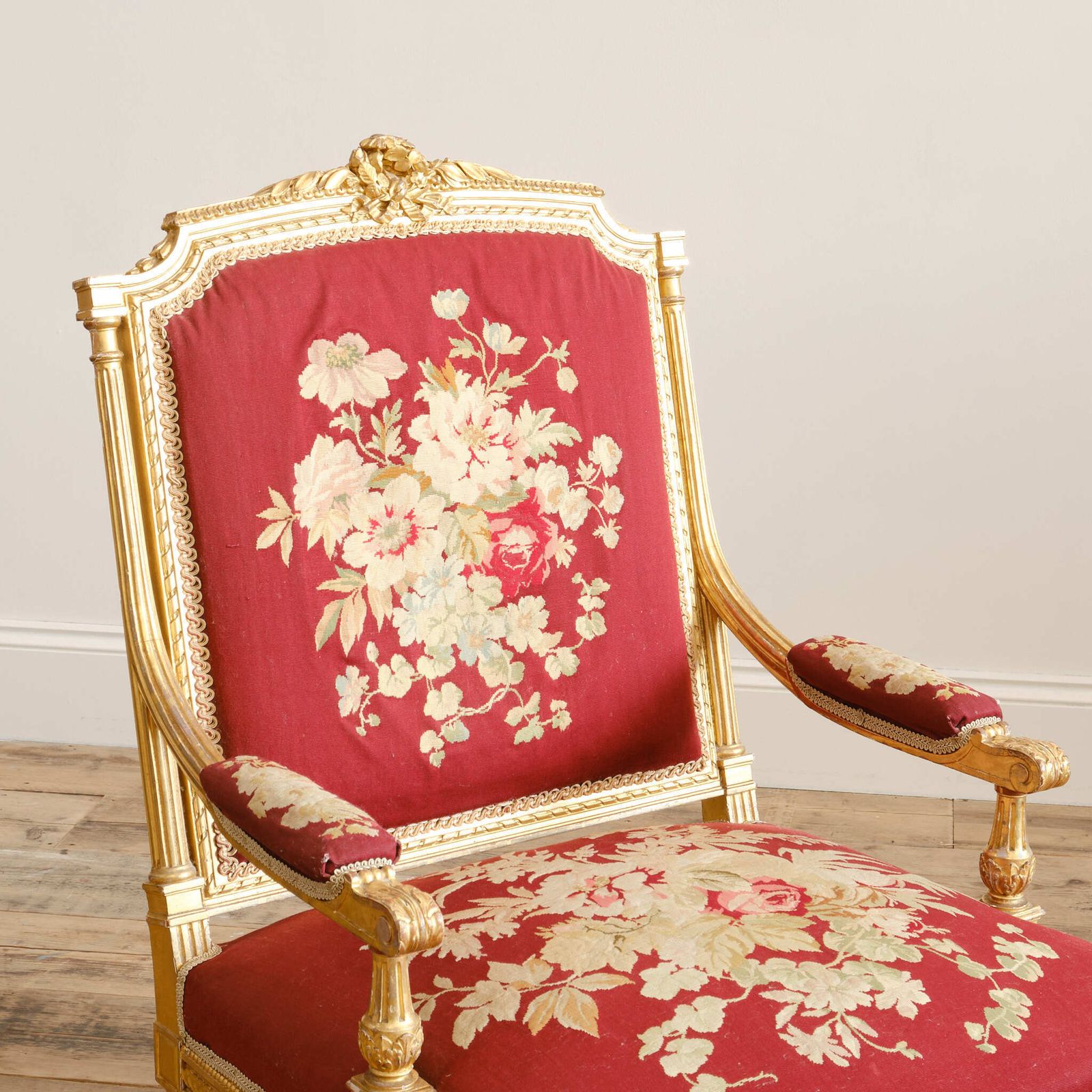 19th Century Carved Giltwood Armchair Att' Holland & Sons photo vinterior