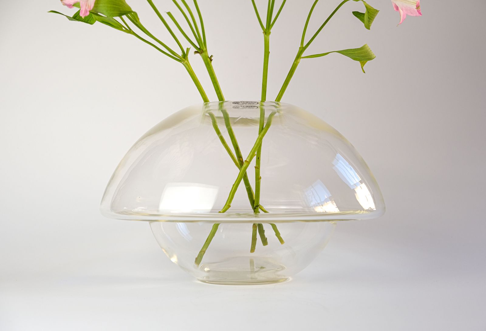 Mario Pinzoni Seguso Vetri D'arte Murano Glass Vessel Vase, Italy C.1980s photo Home Decor