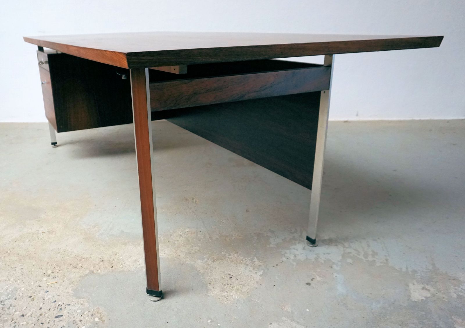 Large Fully Restored Finn Juhl Excecutive Desk In Brazilian Rosewood By Cado, 1960s photo 4533.0
